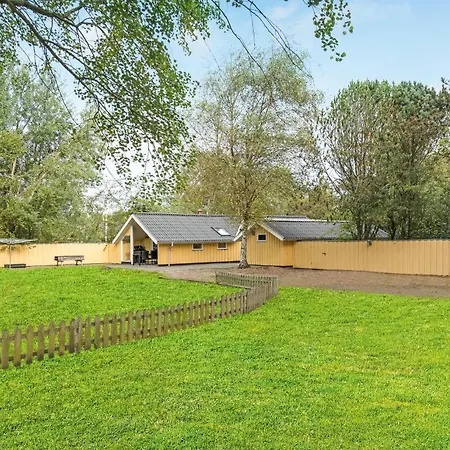 Holiday Home Bjergbovej Blavand I *